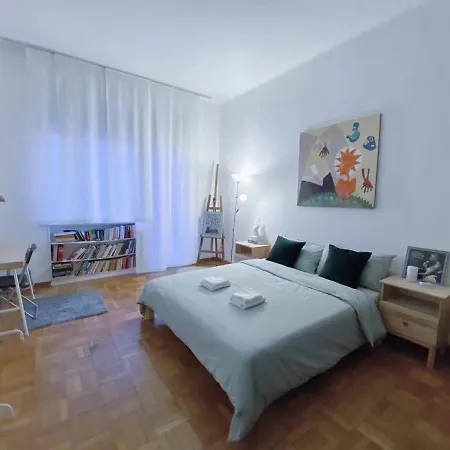 Quarto em Acomodações Particulares Duomo Art Room